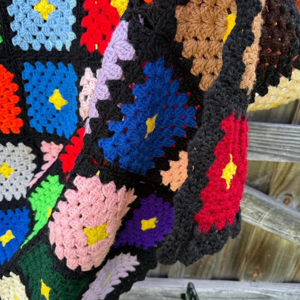 Vintage Handmade Granny Square Afghan Throw Blanket Black Multicolor 51x70